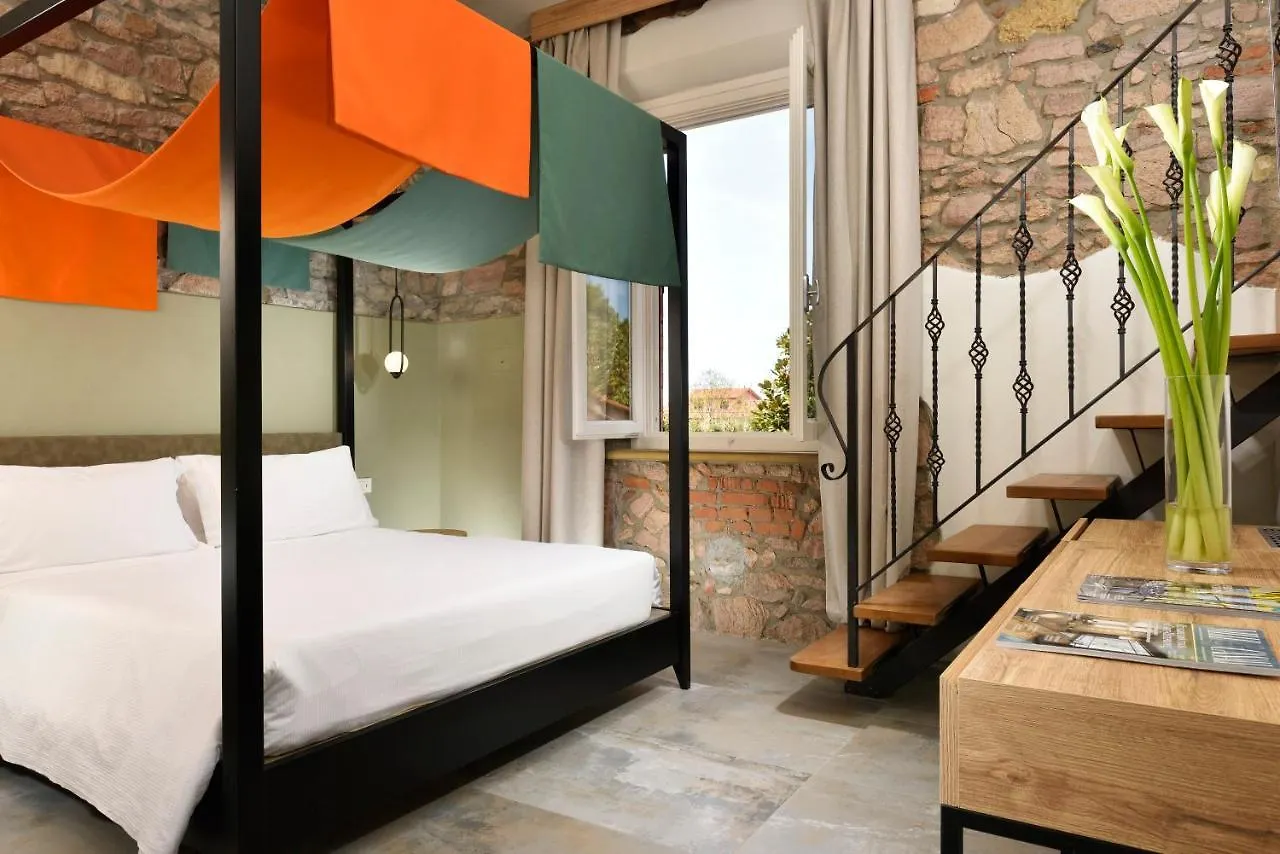 Bubble Suite Tuscany Vada Bed & Breakfast